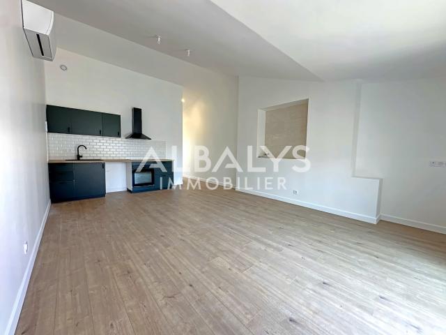 À louer Superbe appartement entièrement rénové avec terrasse