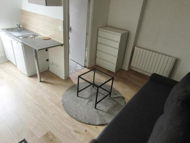 A LOUER sur Douai: Studio au 2ème étage à 10 min de Saint Jean