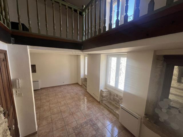 A louer sur la calmette appartement