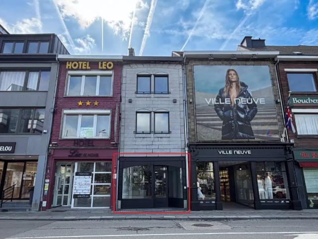 à louer Surface commerciale Bastogne Place Mac Auliffe