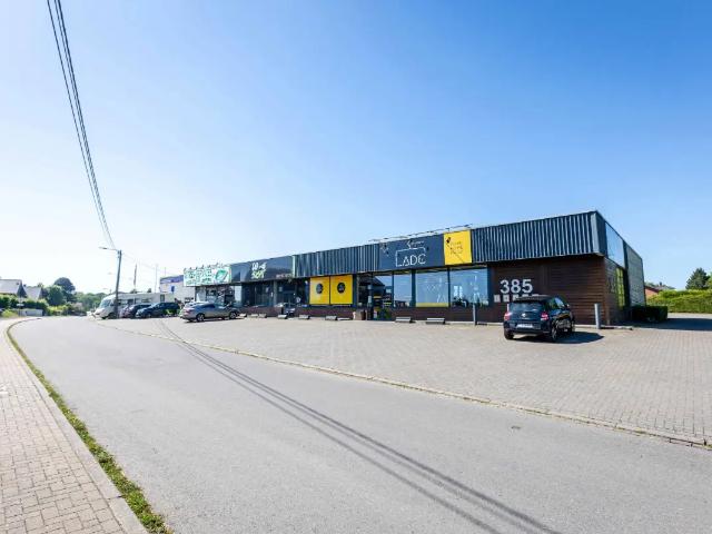 à louer Surface commerciale Gembloux Chaussée de Charleroi