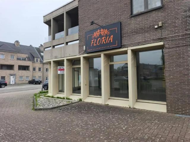 à louer Surface commerciale Ham Olmensesteenweg