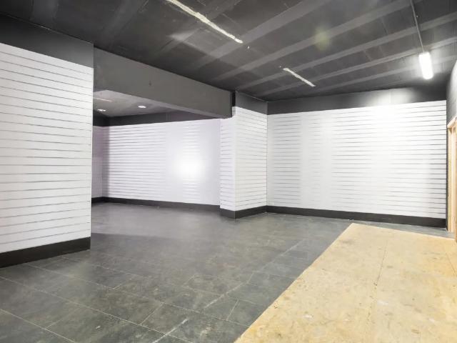 à louer Surface commerciale Saint Gilles Boulevard Jamar