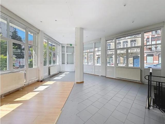 à louer Surface commerciale Schaerbeek