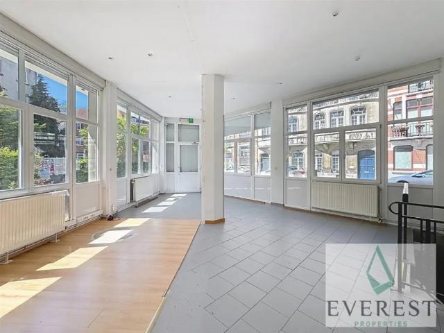 à louer Surface commerciale Schaerbeek