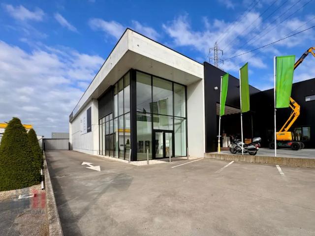 à louer Surface commerciale Roeselare Brugsesteenweg