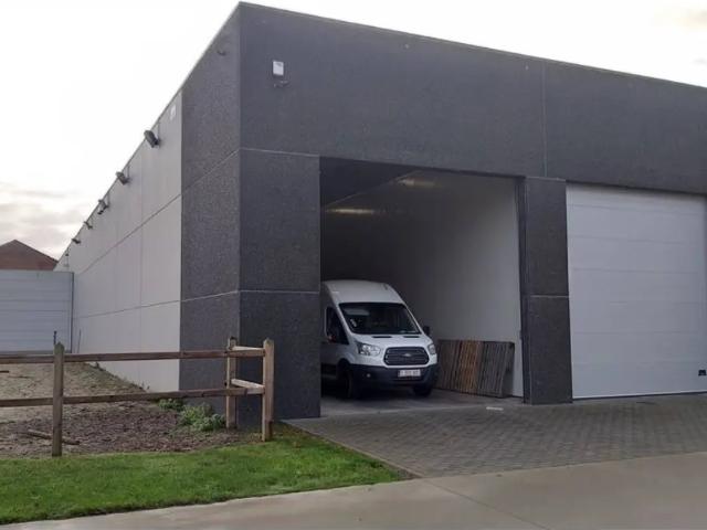 à louer Surface industrielle Sint Eloois Vijve