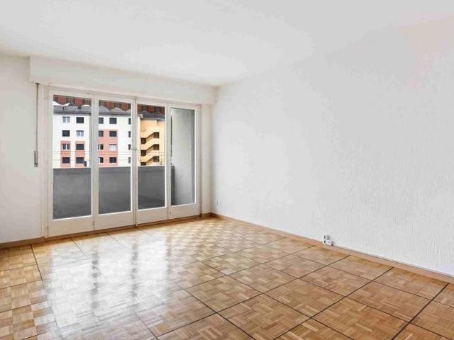 A louer sans caution Appartement rénové à deux pas des commodités