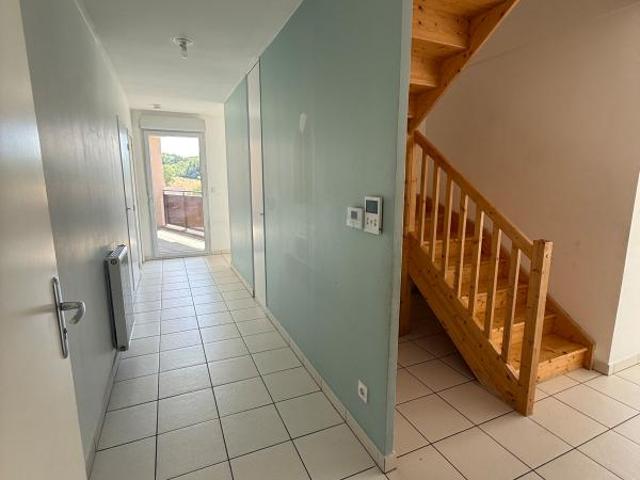 À louer – T4 Duplex de 98,49 m² – Ternay Rue des Barbières