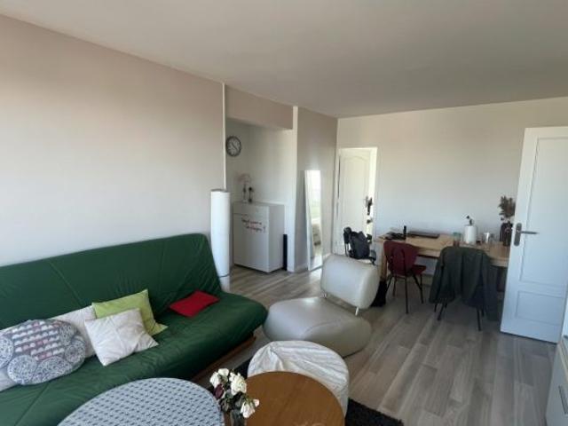 À louer T4, 4 pièces situé à Lille 59000
