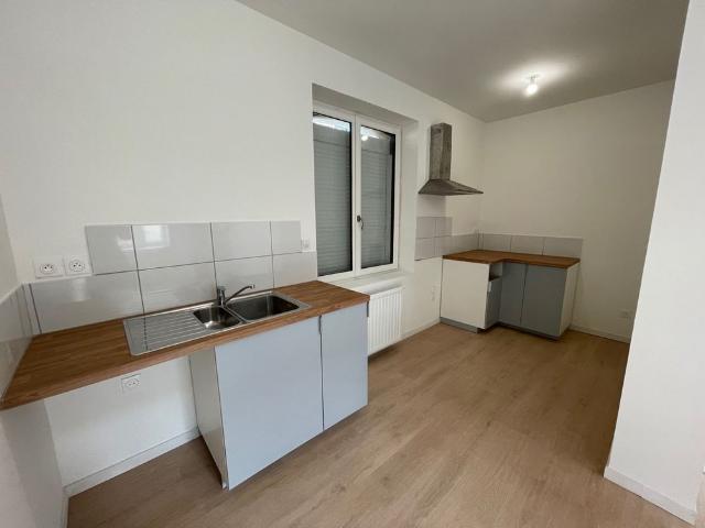 A LOUER – T5 AVEC TERRASSE – LILLE – FIVES réf G446
