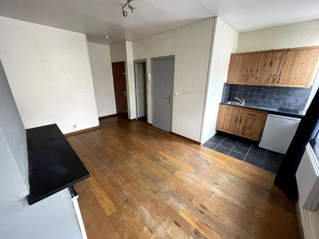 a louer: t1 à loos•• 545 €