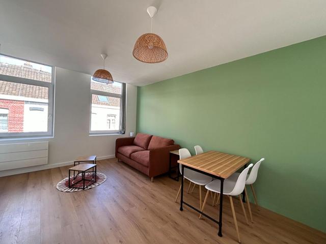 a louer: t1 à lambersart•rue gabrielle bouveur lambersart• 675 €