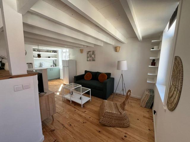 a louer: t1 à lille•• 830 €