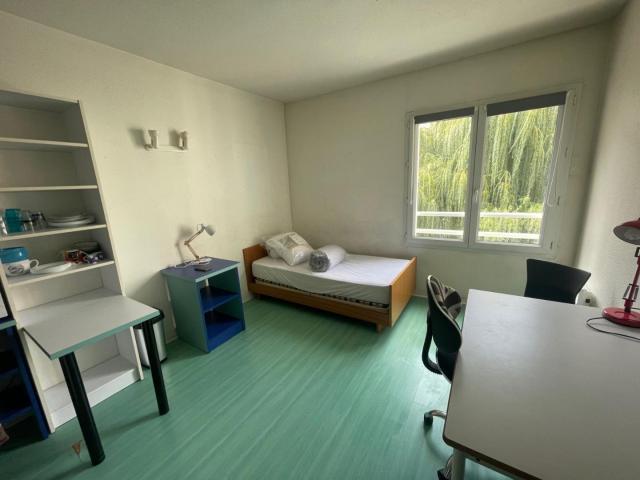 a louer: t1 à lille•centre / republique• 513 €