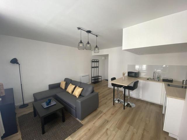 a louer: t1 à lille•gambetta• 825 €