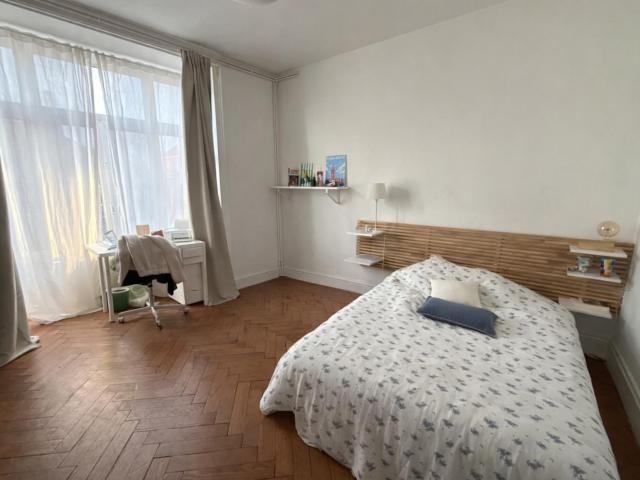 a louer: t1 à lille•rue alphonse mercier sebastopol• 630 €