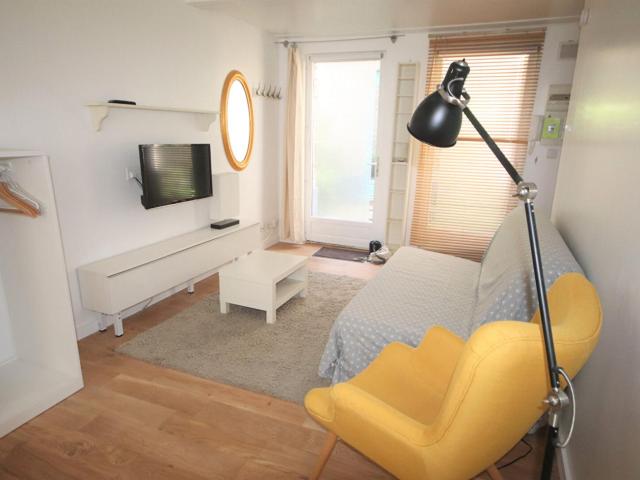 a louer: t1 à lille•rue coquerez place aux oignons vieux lille• 685 €