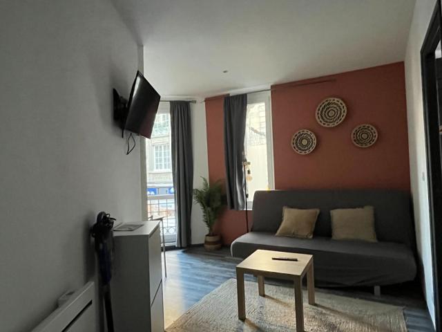 a louer: t1 à lille•rue de béthune lille centre• 730 €