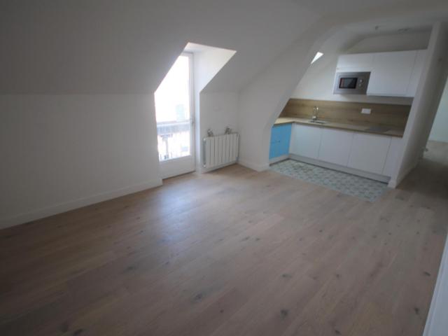 a louer: t1 à lille•rue jeanne d'arc lille saint michel• 805 €