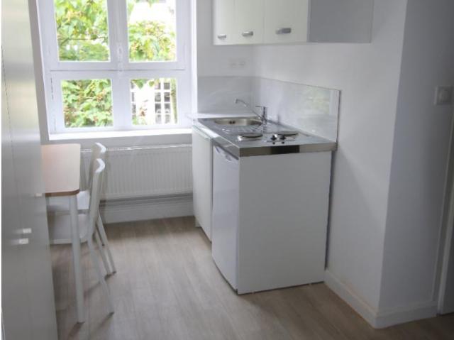 a louer: t1 à lille•rue pharaon de winter vieux lille• 625 €