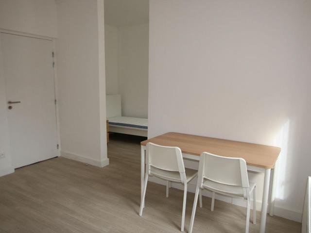 a louer: t1 à lille•rue pharaon de winter, vieux lille• 755 €