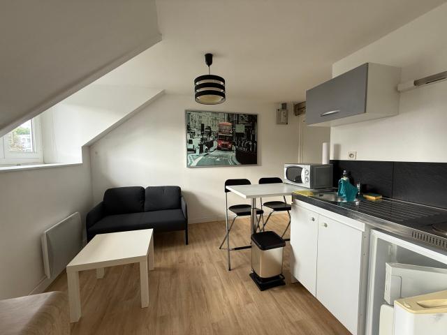 A LOUER T1 BIS RELECQ CENTRE