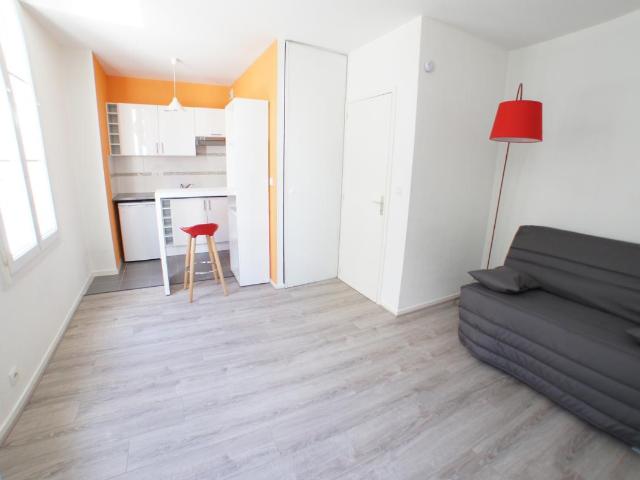 A LOUER T1MEUBLE ANGERS CENTRE