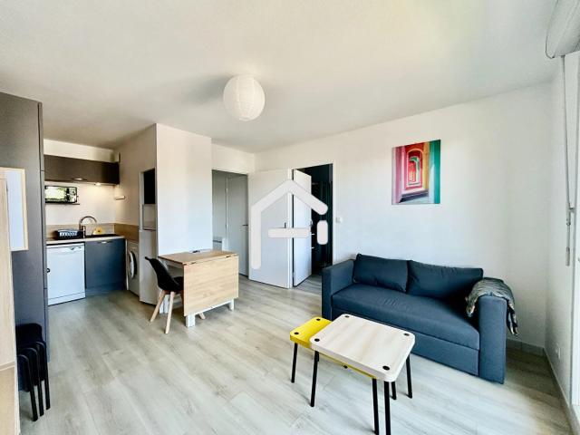 A louer: T2 meublé de 33.57m² avec un balcon + un parking à Tou
