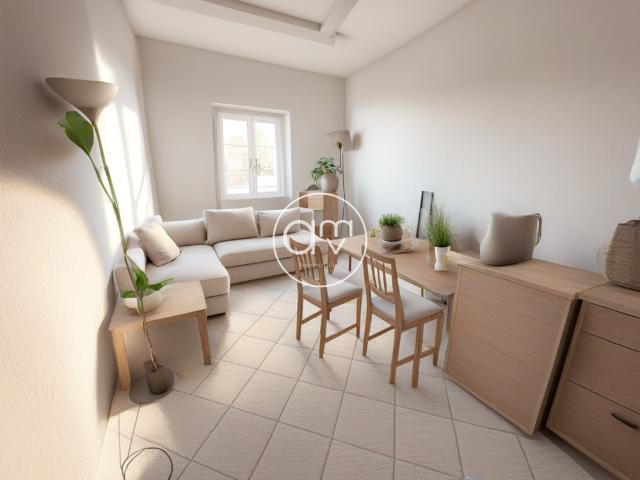 A LOUER T2 MEUBLE / HAUTE VILLE TOULON
