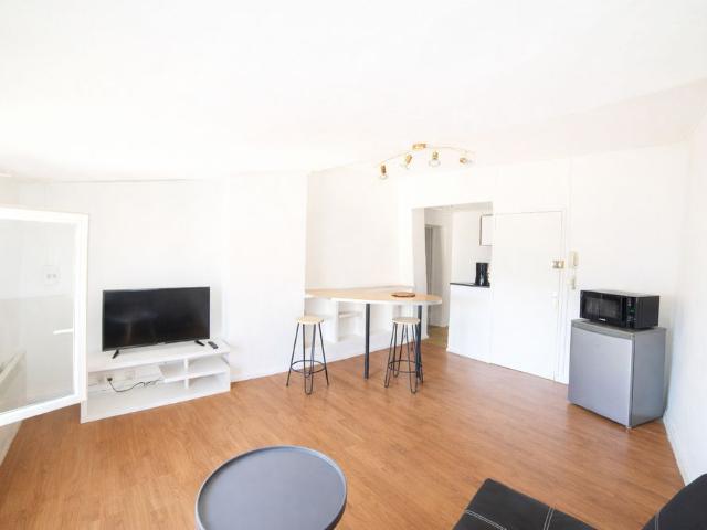 A LOUER T2 MEUBLE NARBONNE