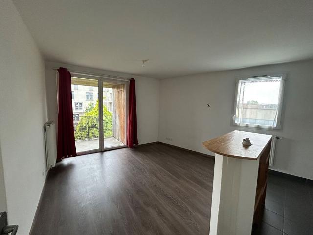À LOUER – T2 NON MEUBLÉ de 37.9 m², Rue Paul et Elise Paindavoine – LILLE SUD réf 65902929418