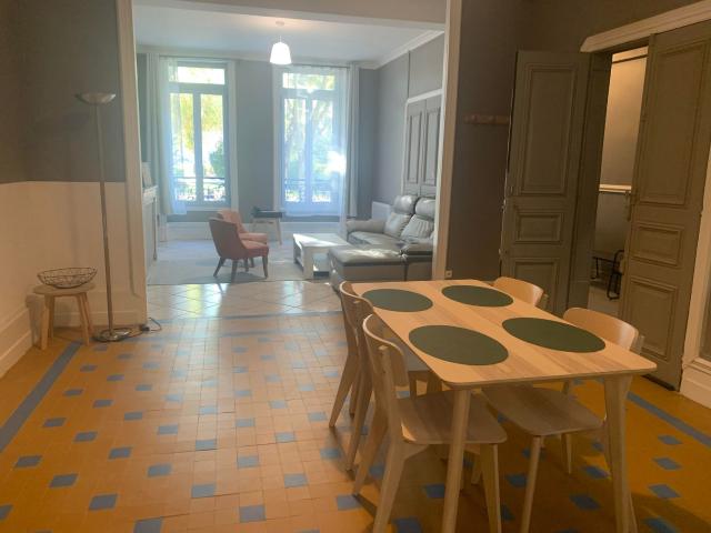 À louer T2, 2 pièces situé à Néris les Bains 03310