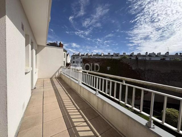 A LOUER T2 41m² Passage Privé Centre ville Parking Balcon
