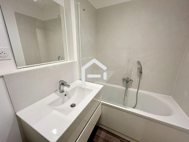 A louer: T3 meublé de 60m² à 1070€ CC à Compans Caffarelli 31000