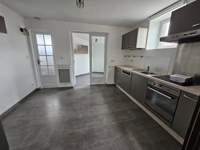 A louer T3 duplex lumineux à Narbonne