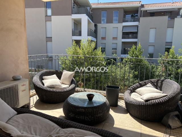 A LOUER T3 DE 78 M2 AVEC TERRASSE