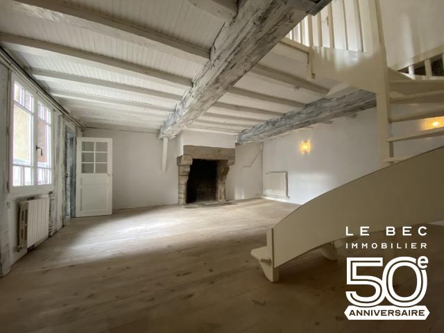 A louer T3 en duplex dans le centre historique de Vannes