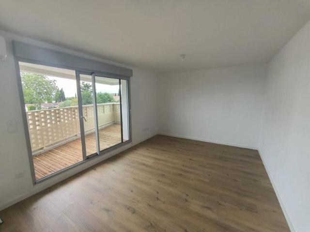 À louer – T3 lumineux avec terrasse – Quartier Côte Pavée