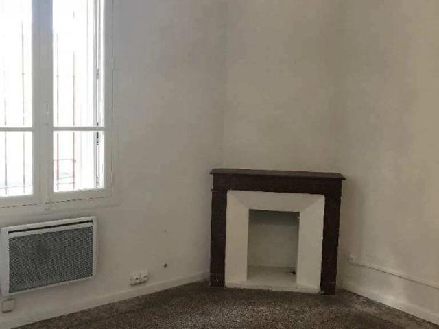 A LOUER T3 51 m² CHAMPS DE MARS
