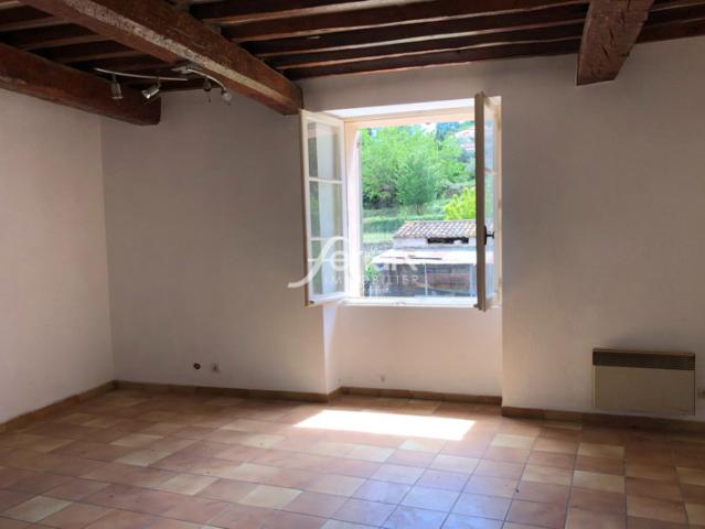 A louer Type 3 à FIGANIERES