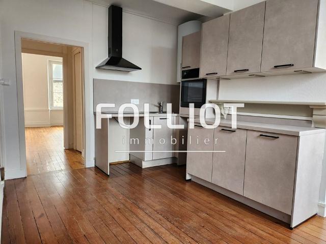 A LOUER TINCHEBRAY BOCAGE APPARTEMENT T3 EN PARFAIT �TAT AVEC PARKING