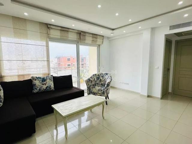 A LOUER UN SPACIEUX APPARTEMENT S+4 MEUBLE