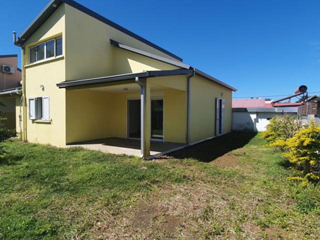 A louer villa F4à étage à Bras Panon