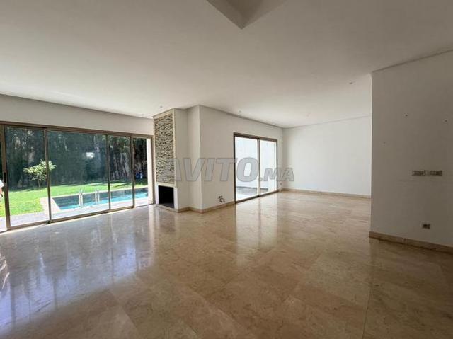 À louer villa jumelée vide à prestigia bouskoura