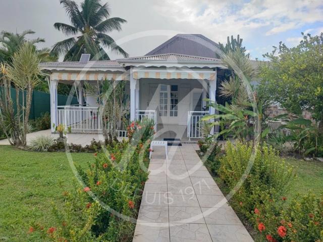 A LOUER 1690 € VILLA T4 MEUBLEE LE LAMENTIN