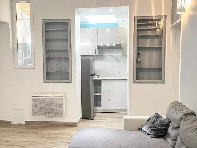 A LOUER 2 PIECE 30m2 AUBERVILLIERS