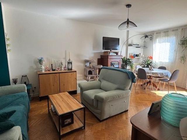 À louer – 2 pièces meublé avec balcon et box