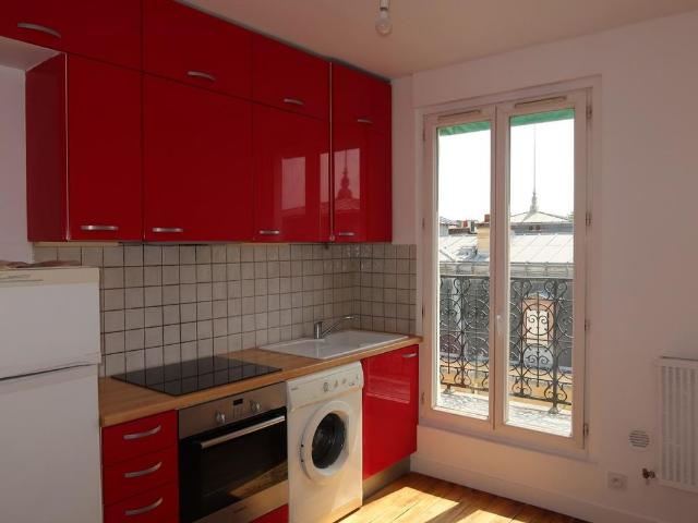 A LOUER 2 Pièces 31.78m² + Balcon 10m² Paris XIVème. REFAIT NEUF