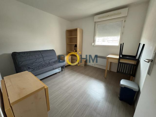 À louer 380 EUR par mois à Saint Étienne 42: appartement